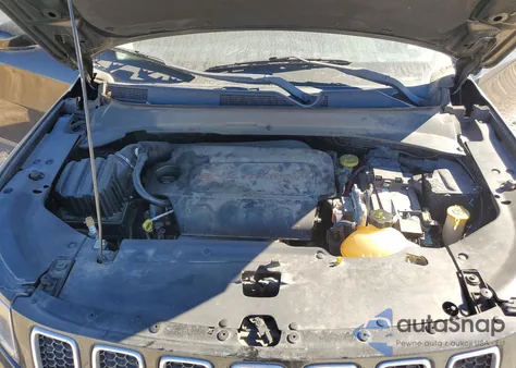 2017 Jeep Compass Limited z USA, uszkodzony, nr VIN 3C4NJDCB9HT647020